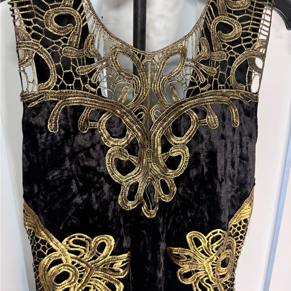 Vero Moda Black Dress with Gold Detailing - Picture 6 of 12